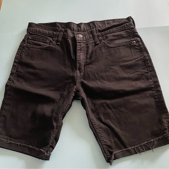 Black Men W33 511 Levi’s shorts - Picture 3 of 7